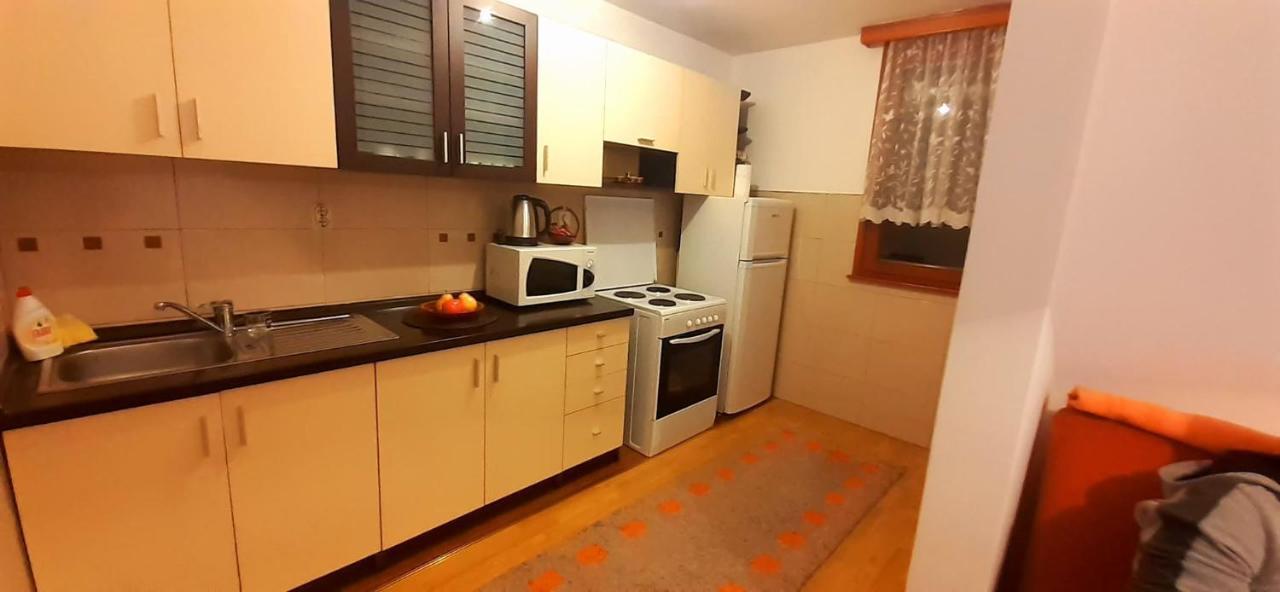 Apartman Una Travnik Eksteriør bilde