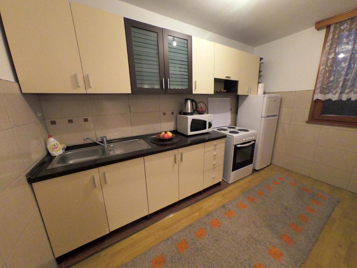 Apartman Una Travnik Eksteriør bilde